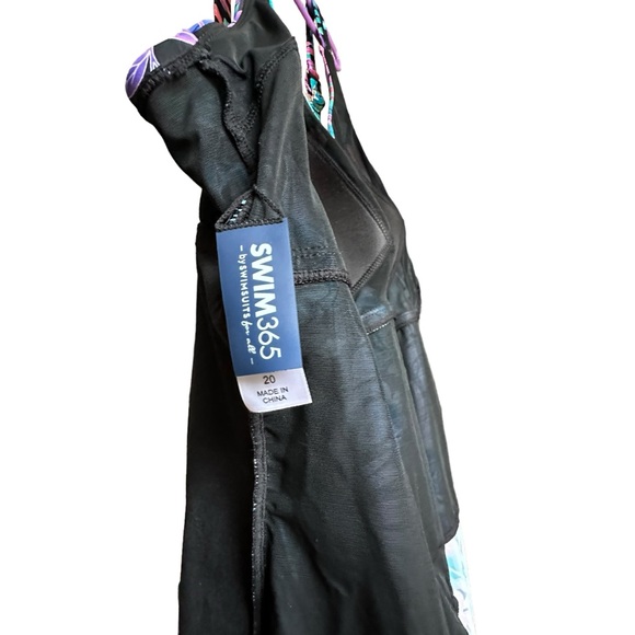 NWT Sarong Front Style Swimsuit with Wire Free Bra Size 20 - Picture 10 of 12